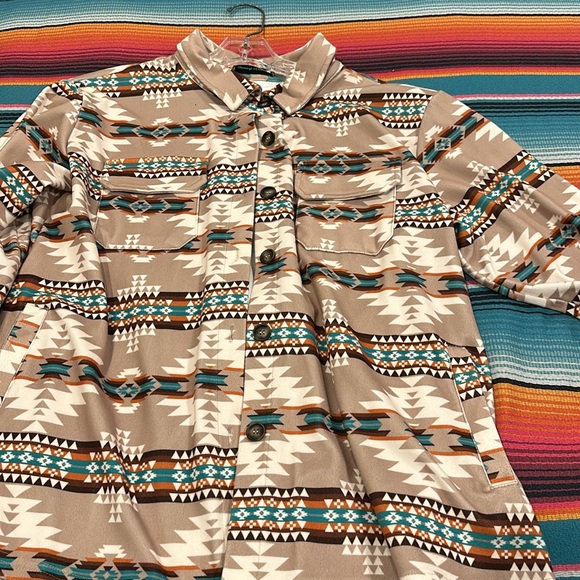 Sterling Kreek “Arizona Aztec” Shacket XL - Picture 5 of 6
